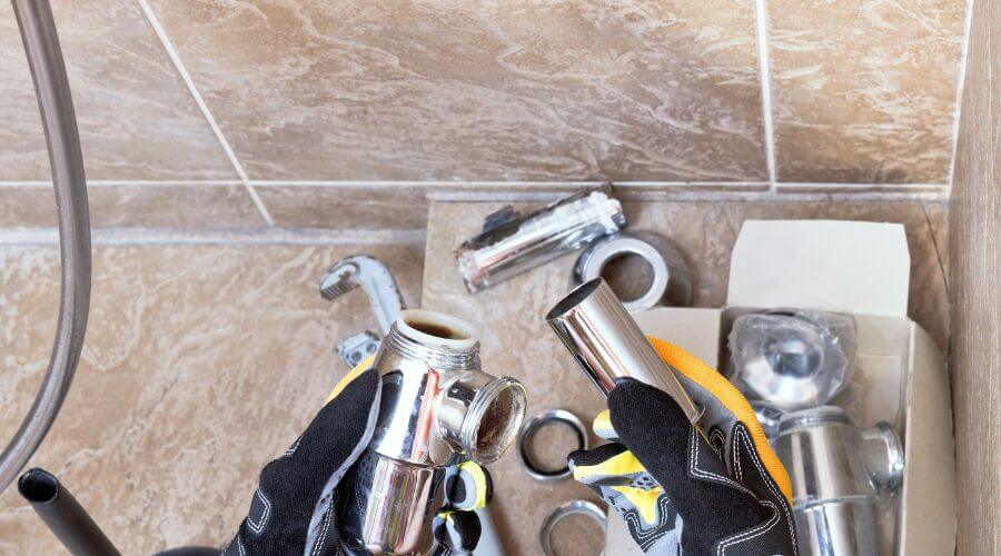 Professional gutter cleaning in Ailey, GA